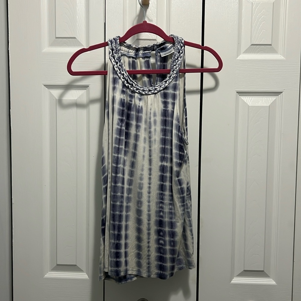 Antibes Blanc halter tie dye summer top w fun detail at neck back&front L $12